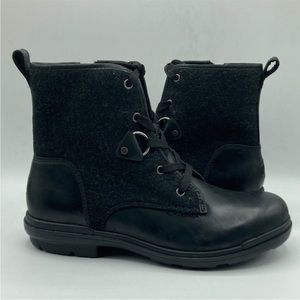 UGG Women's Hapsburg Lace Black Boots. Worn a season. Great and comfy boots!
